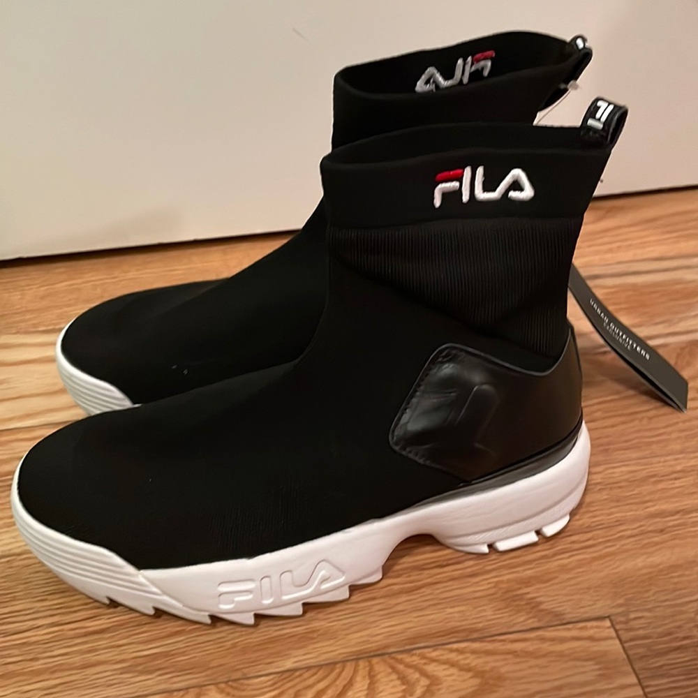 Fila Women’s Sock Sneakers NWT